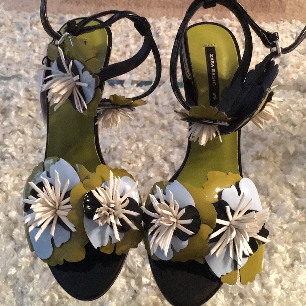 Single sole sandal
